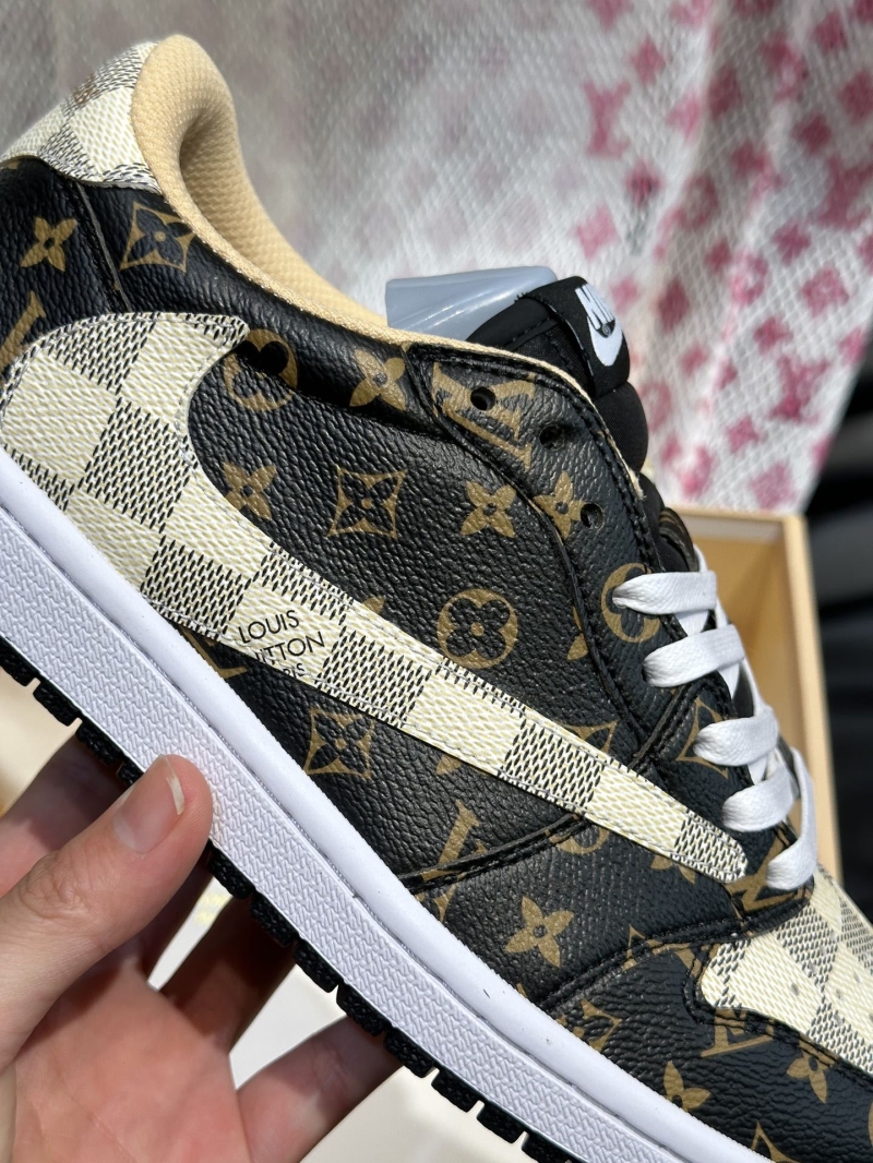 Louis Vuitton Sneakers